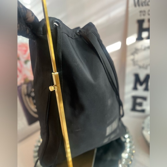 Adidas Black Backpack with Cream Stripes sport - Picture 4 of 7